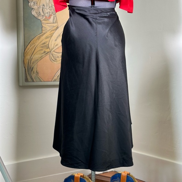 Max Studio Black Silk Cotton Blend Asymmetrical Satin Skirt - Picture 2 of 5